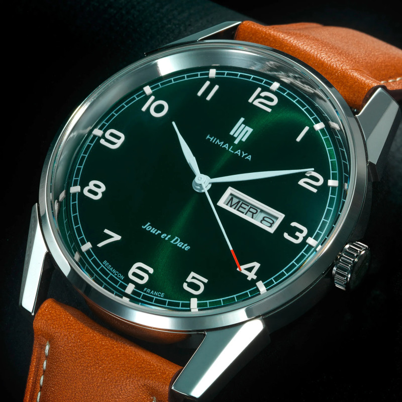 MONTRE LIP HIMALAYA 40 ACIER CADRAN VERT JOUR DATE CUIR BRUN