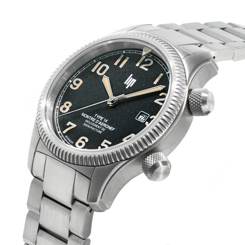 Montre LIP Type 14 Automatique 41 mm - L'esprit cockpit signé LIP Montre LIP Type 14 Automatique 41 mm - L'esprit cockpit signé LIP