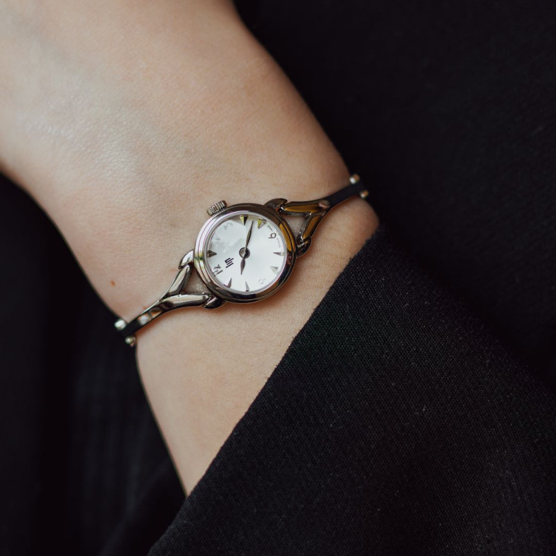 MONTRE FEMME BIJOU ARGENTÉE LIP HENRIETTE – BRACELET MÉTALLIQUE | MONTRE LIP