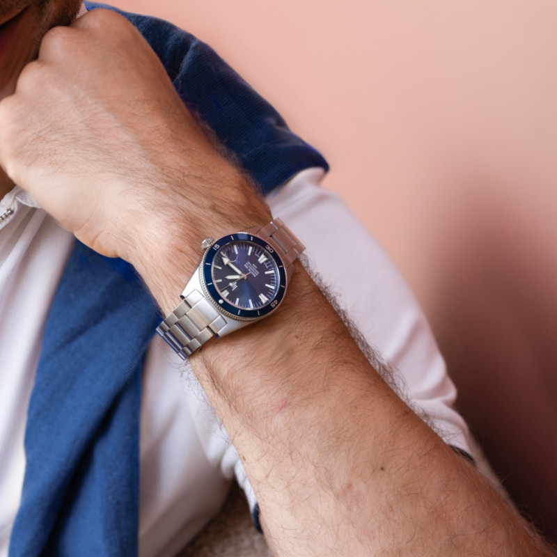LIP Watch Nautic 666 blue - 200m Dive Watch for Adventures