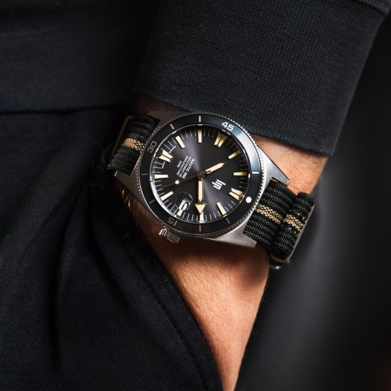 LIP Watch Nautic 666 - 200m Dive Watch